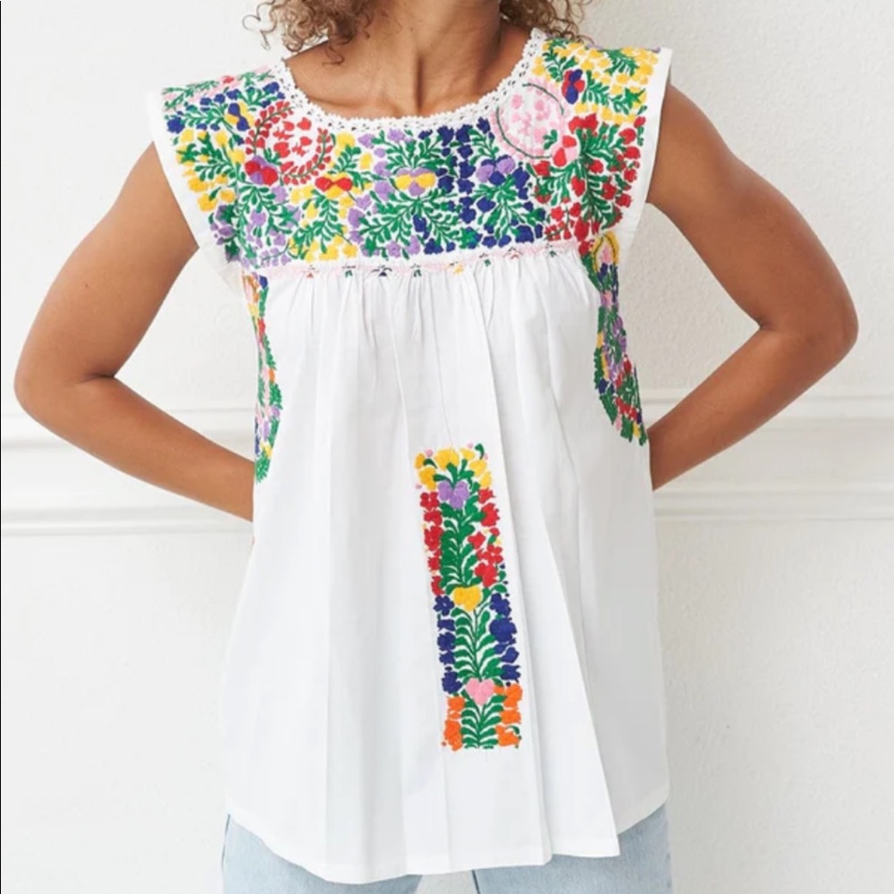 Mi Golondrinq Flores Blouse. Size M.